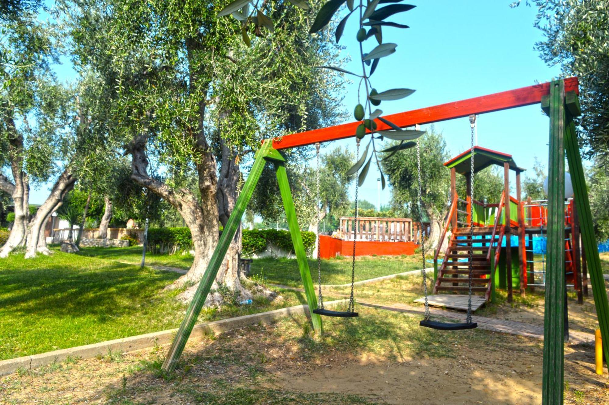 Villaggio Uliveto Rodi Garganico Esterno foto