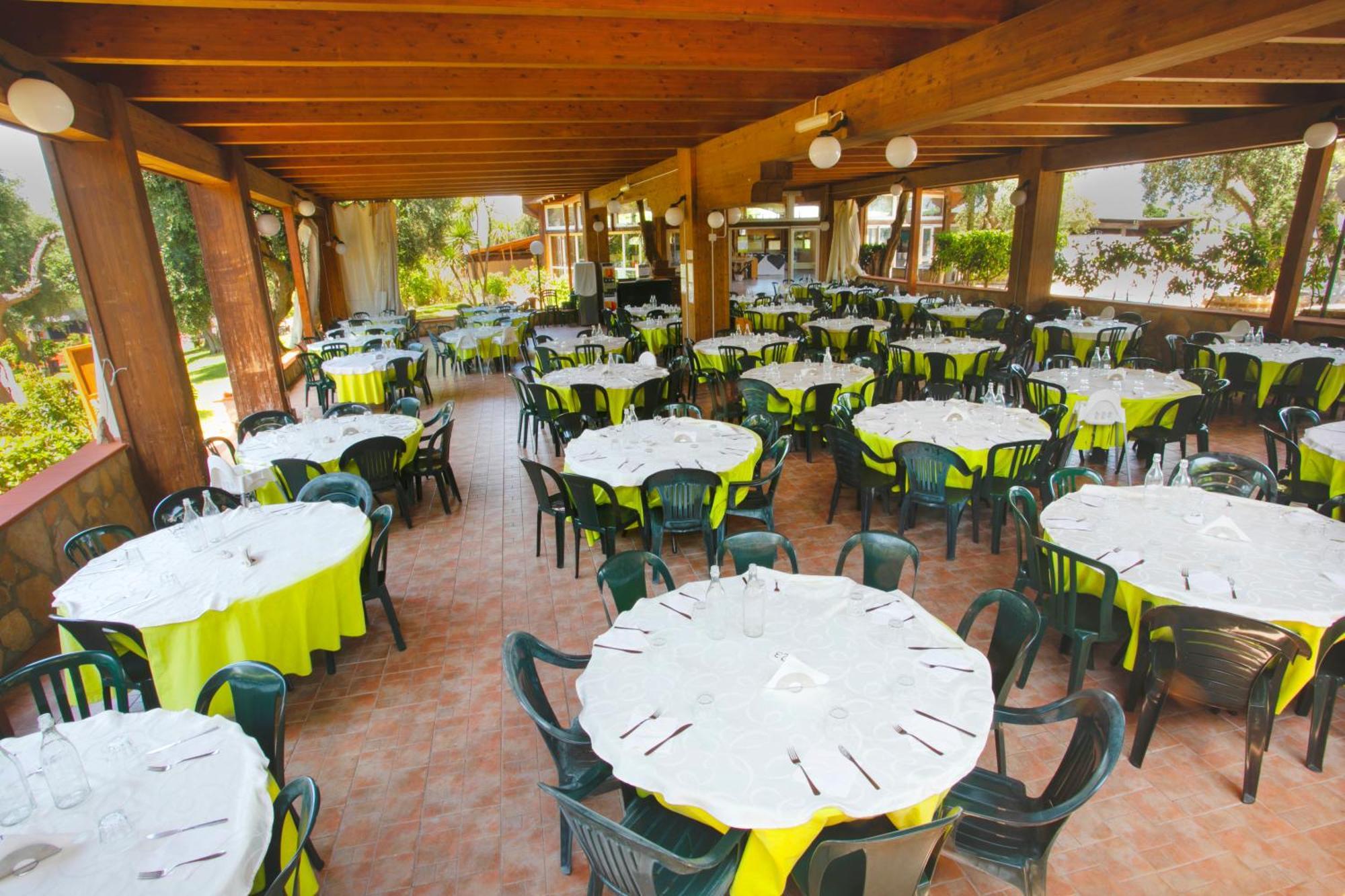 Villaggio Uliveto Rodi Garganico Esterno foto