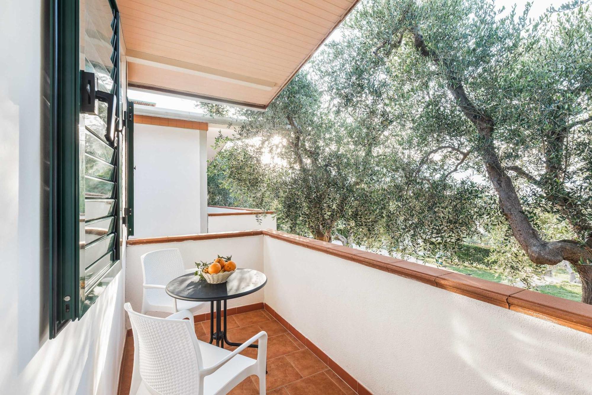 Villaggio Uliveto Rodi Garganico Esterno foto